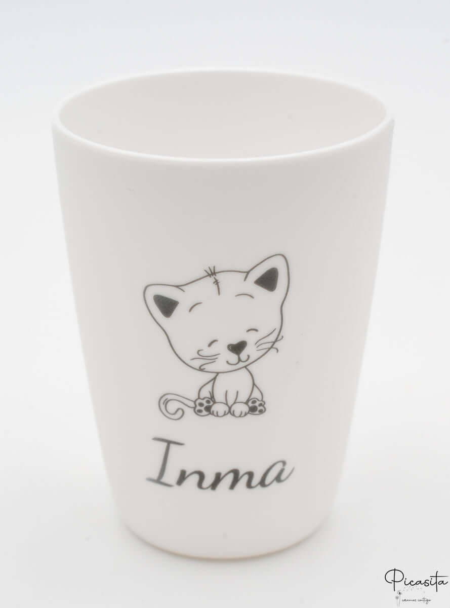 La psicología del detalle: Por qué los vasos infantiles personalizados de Picasita conquistan el cerebro de niños y padres